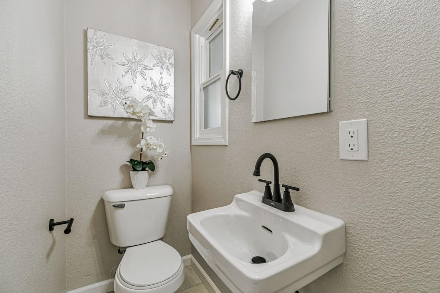 Detail Gallery Image 26 of 31 For 779 San Pablo Ave, Sunnyvale,  CA 94085 - 3 Beds | 1/1 Baths