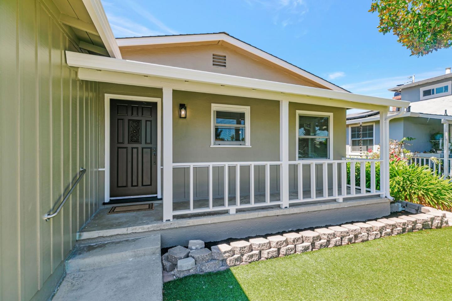 Detail Gallery Image 3 of 31 For 779 San Pablo Ave, Sunnyvale,  CA 94085 - 3 Beds | 1/1 Baths