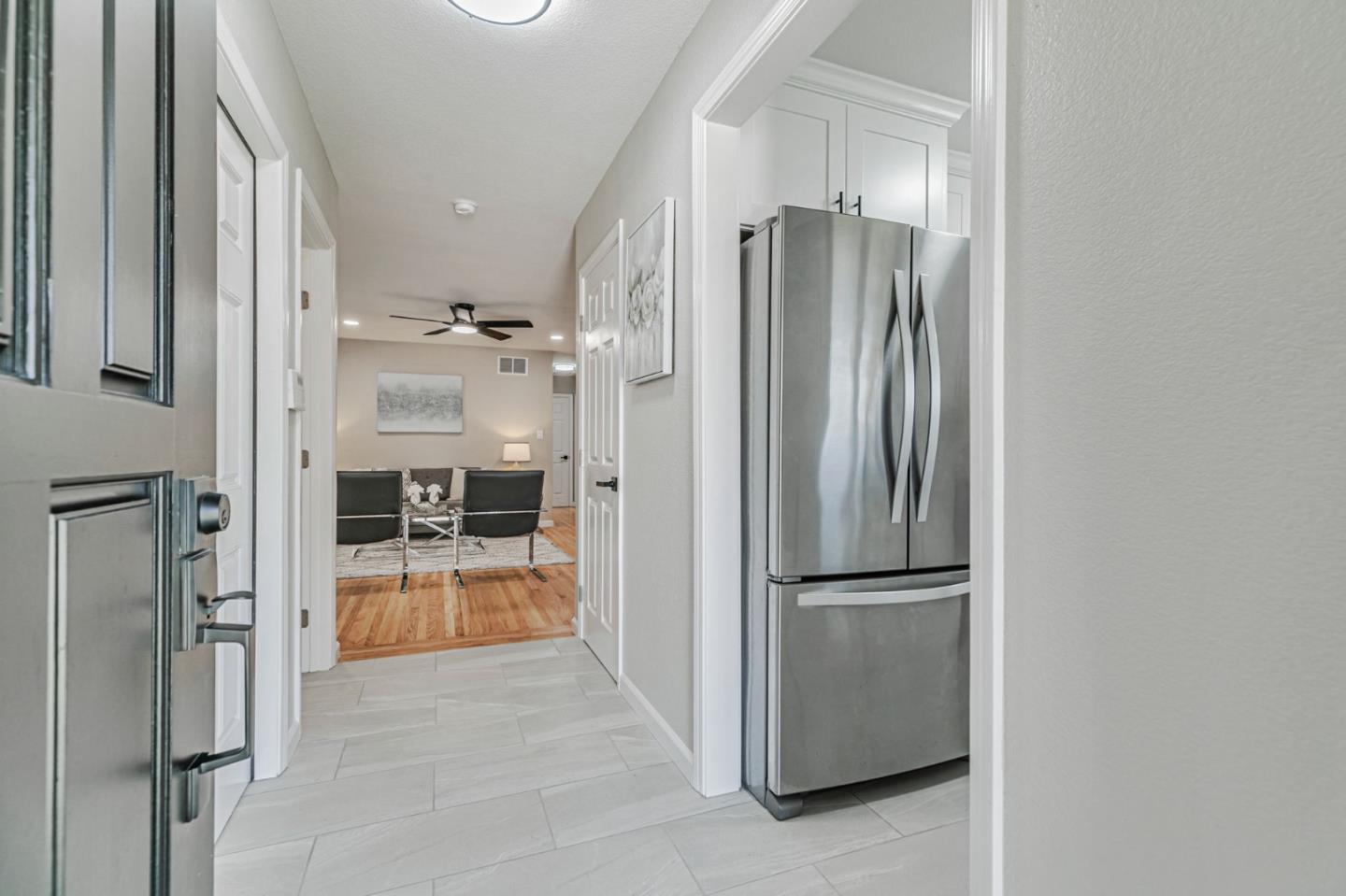 Detail Gallery Image 5 of 31 For 779 San Pablo Ave, Sunnyvale,  CA 94085 - 3 Beds | 1/1 Baths