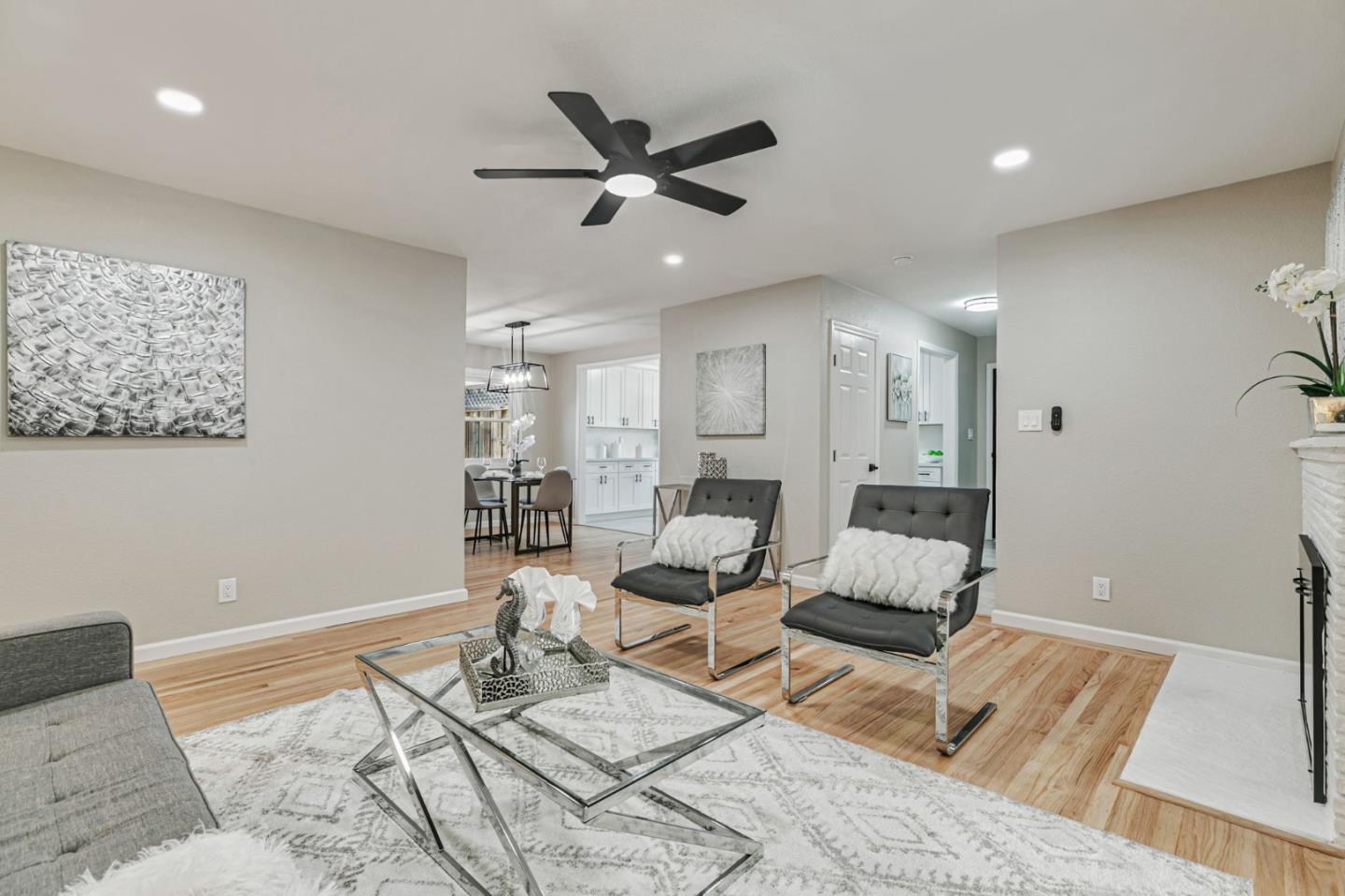 Detail Gallery Image 7 of 31 For 779 San Pablo Ave, Sunnyvale,  CA 94085 - 3 Beds | 1/1 Baths