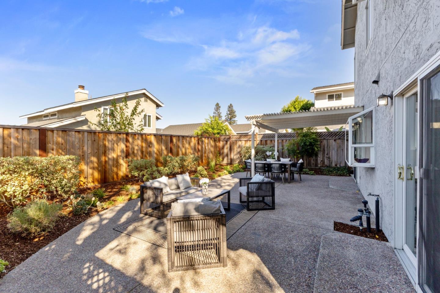 Detail Gallery Image 39 of 51 For 2397 Hecate Ct, San Jose,  CA 95124 - 4 Beds | 3 Baths