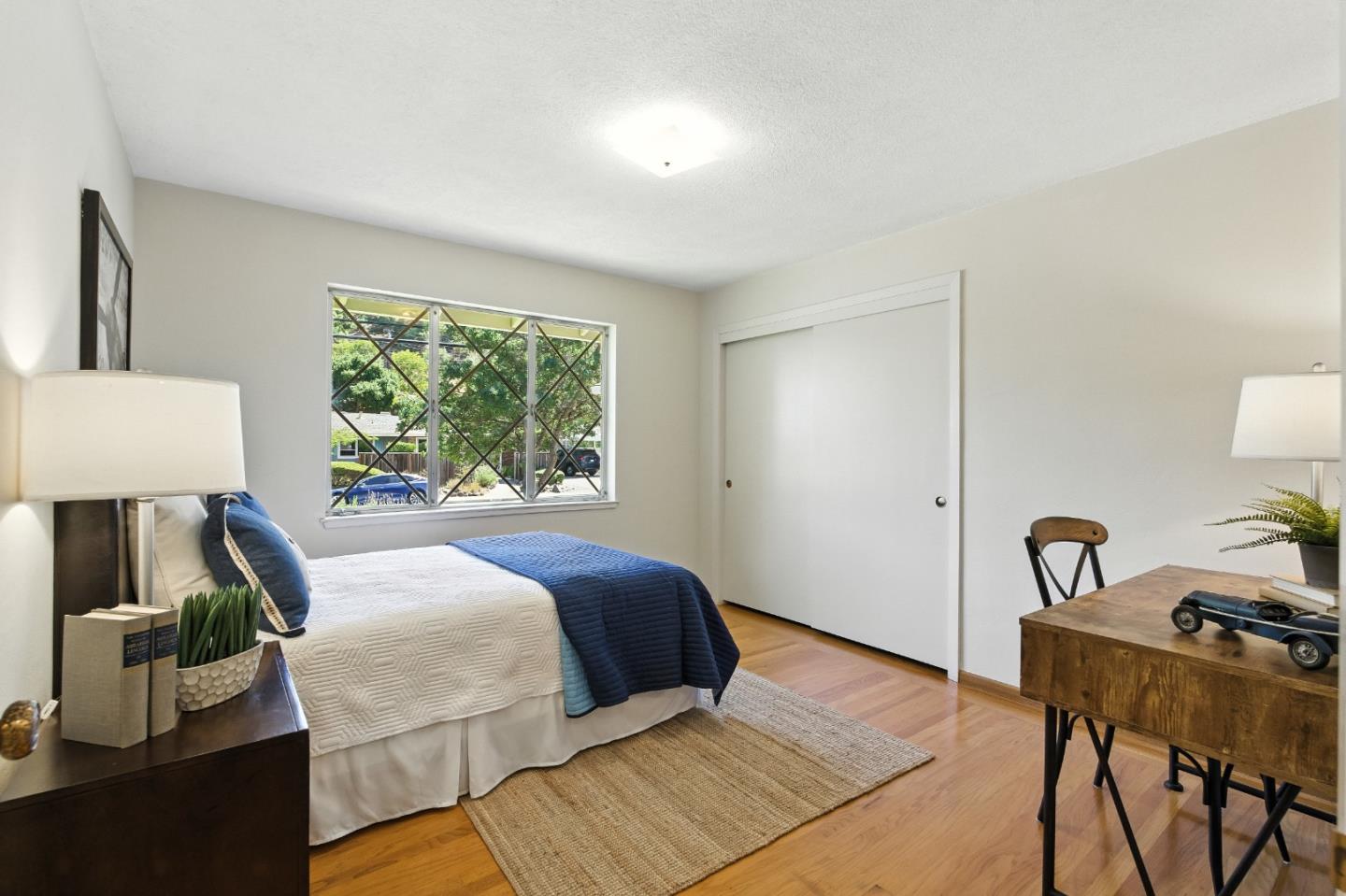 Detail Gallery Image 18 of 40 For 2900 Brittan Ave, San Carlos,  CA 94070 - 4 Beds | 2/1 Baths