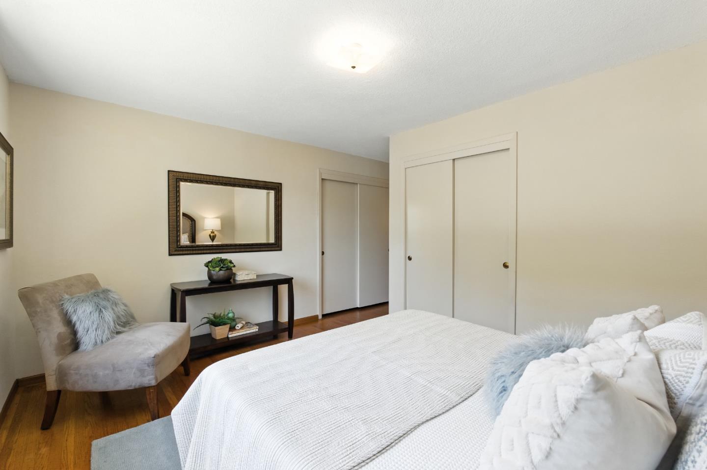 Detail Gallery Image 24 of 40 For 2900 Brittan Ave, San Carlos,  CA 94070 - 4 Beds | 2/1 Baths
