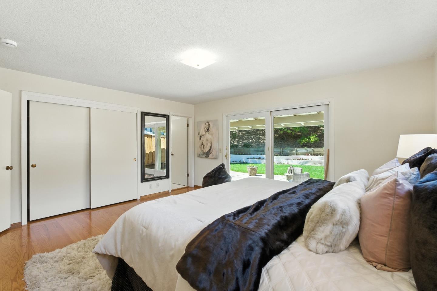 Detail Gallery Image 27 of 40 For 2900 Brittan Ave, San Carlos,  CA 94070 - 4 Beds | 2/1 Baths
