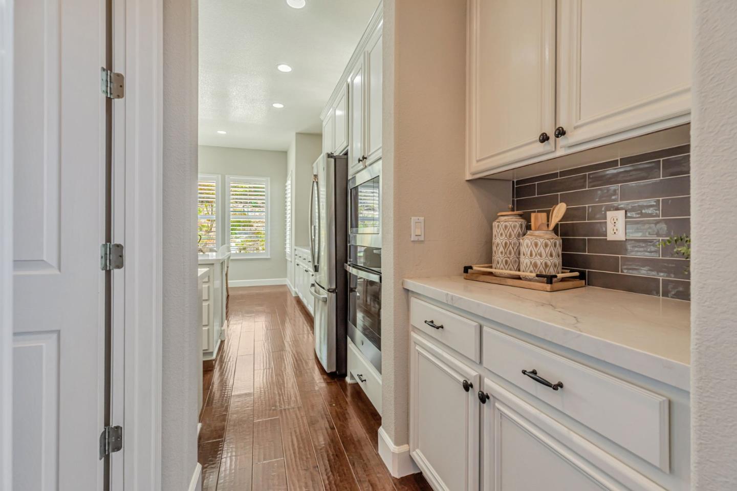 Detail Gallery Image 21 of 63 For 7473 Hoylake Ct, Gilroy,  CA 95020 - 5 Beds | 4/1 Baths
