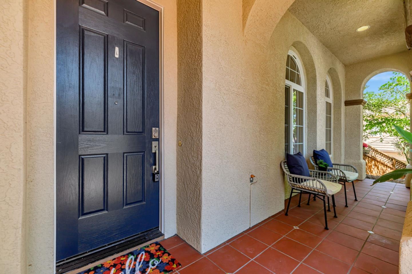 Detail Gallery Image 3 of 63 For 7473 Hoylake Ct, Gilroy,  CA 95020 - 5 Beds | 4/1 Baths