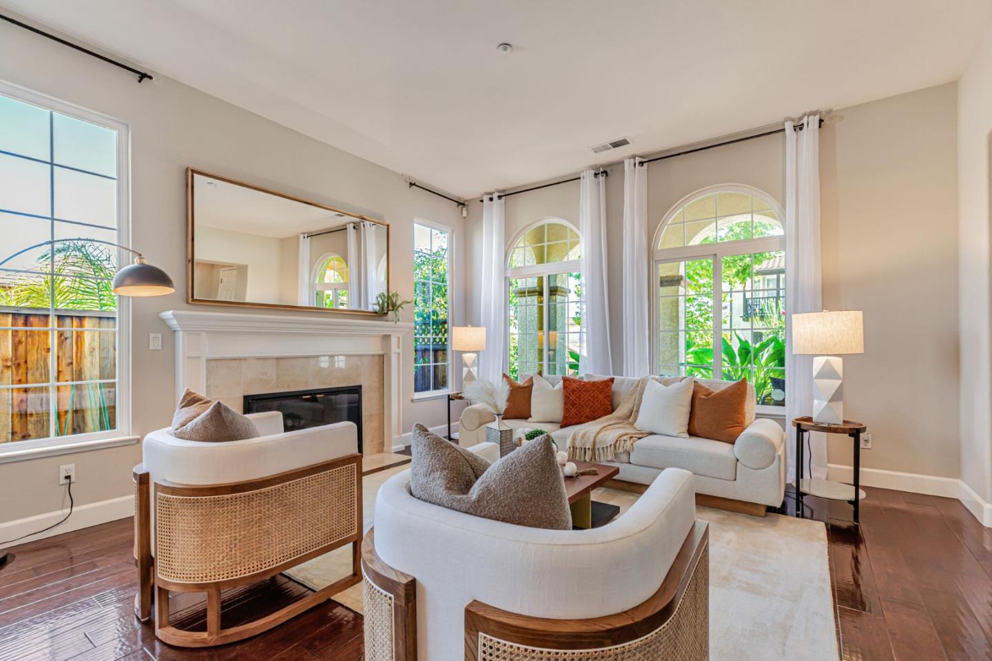 Detail Gallery Image 6 of 63 For 7473 Hoylake Ct, Gilroy,  CA 95020 - 5 Beds | 4/1 Baths