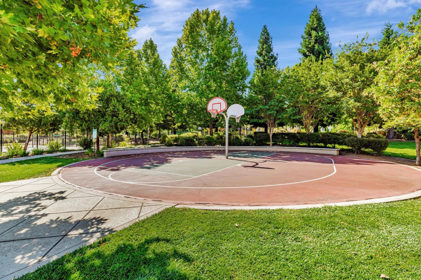Detail Gallery Image 66 of 69 For 7473 Hoylake Ct, Gilroy,  CA 95020 - 5 Beds | 4/1 Baths
