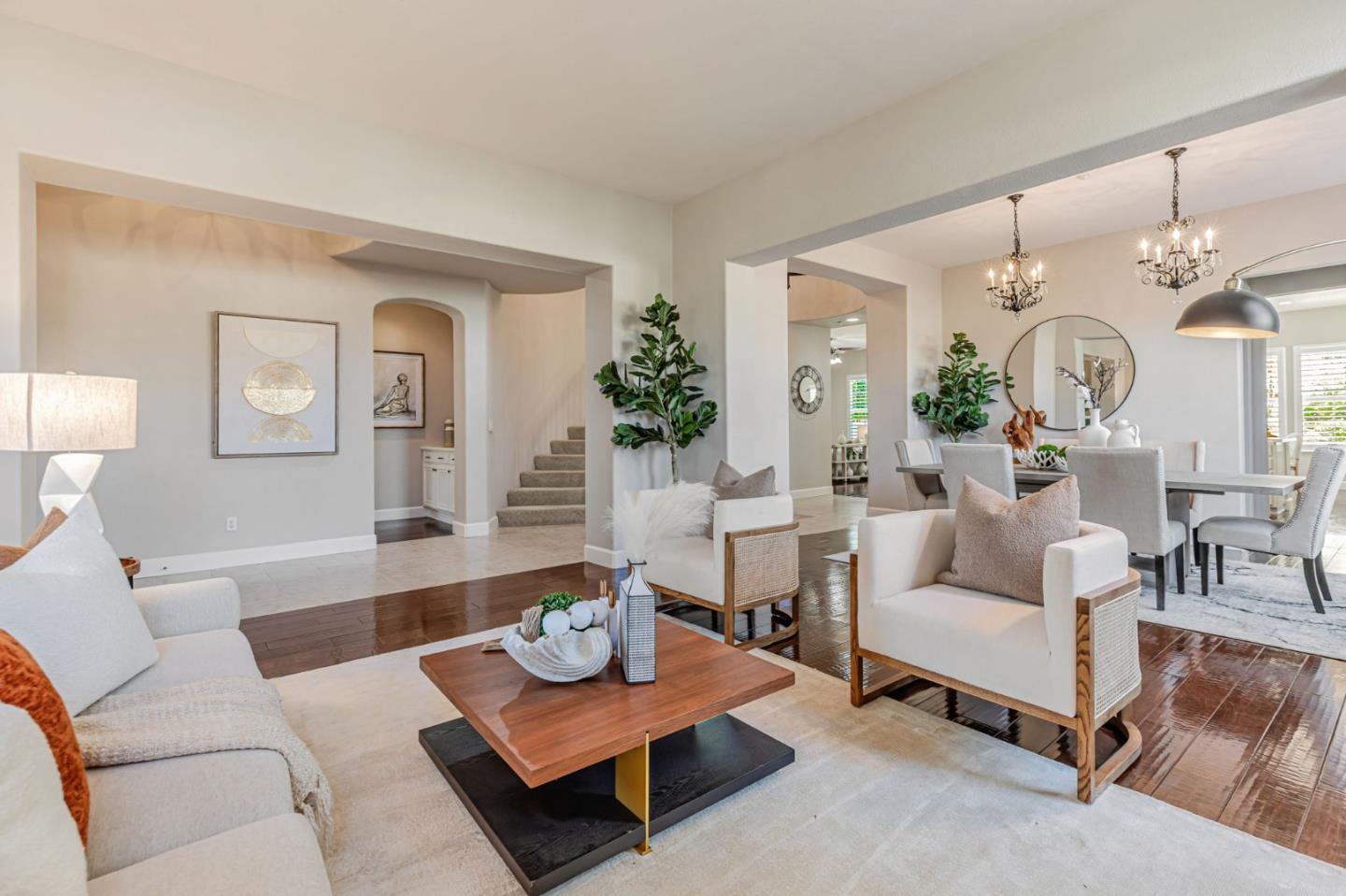Detail Gallery Image 7 of 63 For 7473 Hoylake Ct, Gilroy,  CA 95020 - 5 Beds | 4/1 Baths