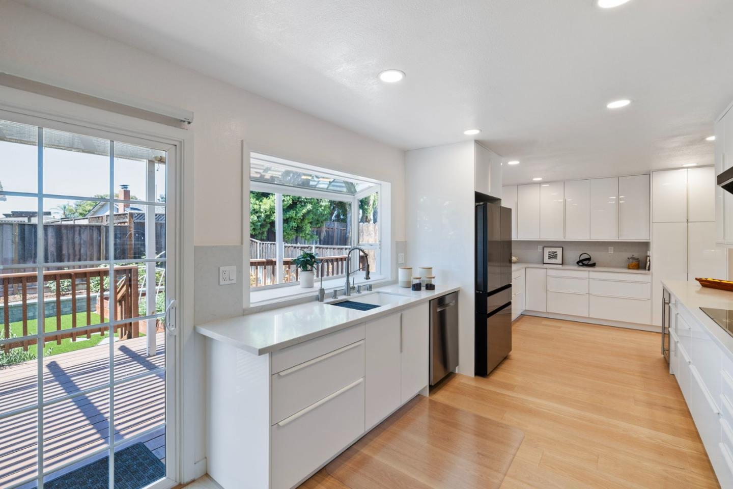 Detail Gallery Image 13 of 48 For 5107 Sussex Park Ct, San Jose,  CA 95136 - 4 Beds | 2/1 Baths
