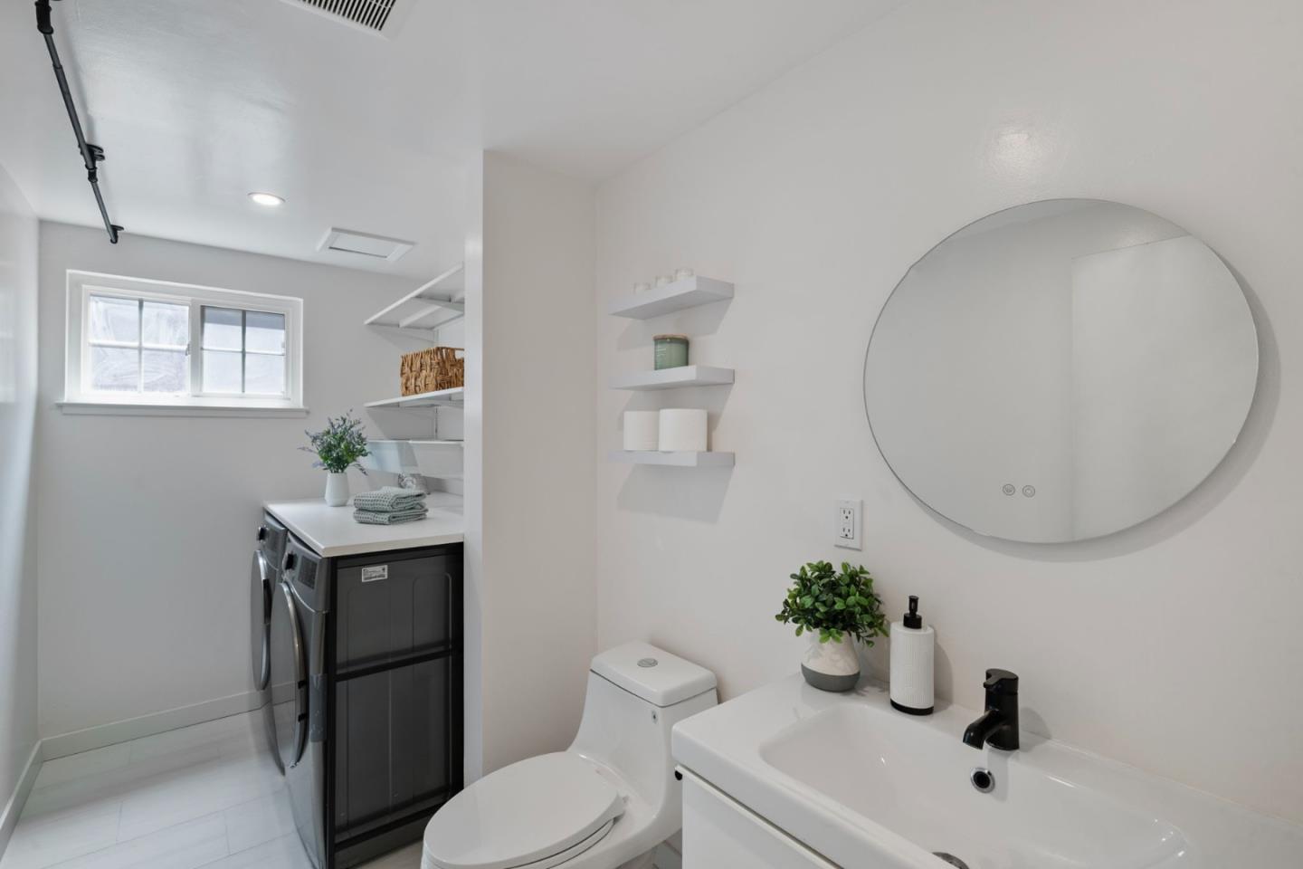 Detail Gallery Image 24 of 48 For 5107 Sussex Park Ct, San Jose,  CA 95136 - 4 Beds | 2/1 Baths