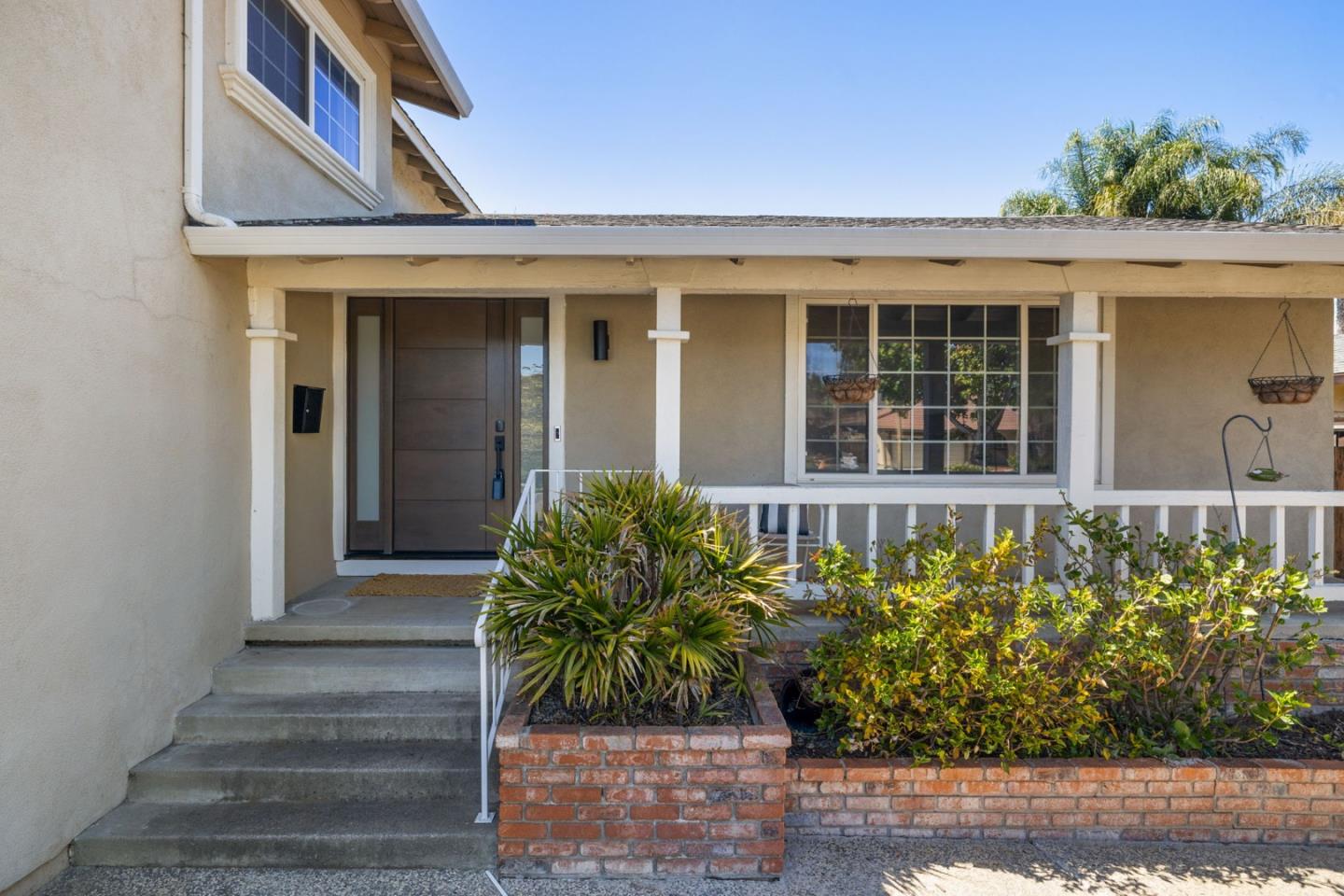 Detail Gallery Image 3 of 48 For 5107 Sussex Park Ct, San Jose,  CA 95136 - 4 Beds | 2/1 Baths
