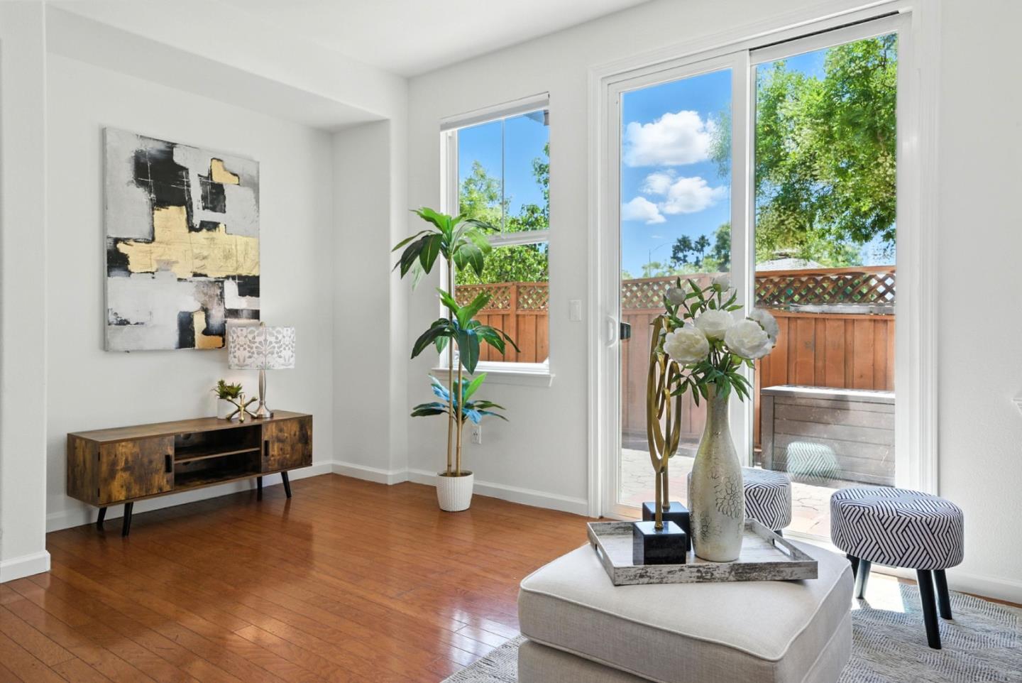 Detail Gallery Image 18 of 68 For 1451 Sunny Ct, San Jose,  CA 95116 - 4 Beds | 2/1 Baths
