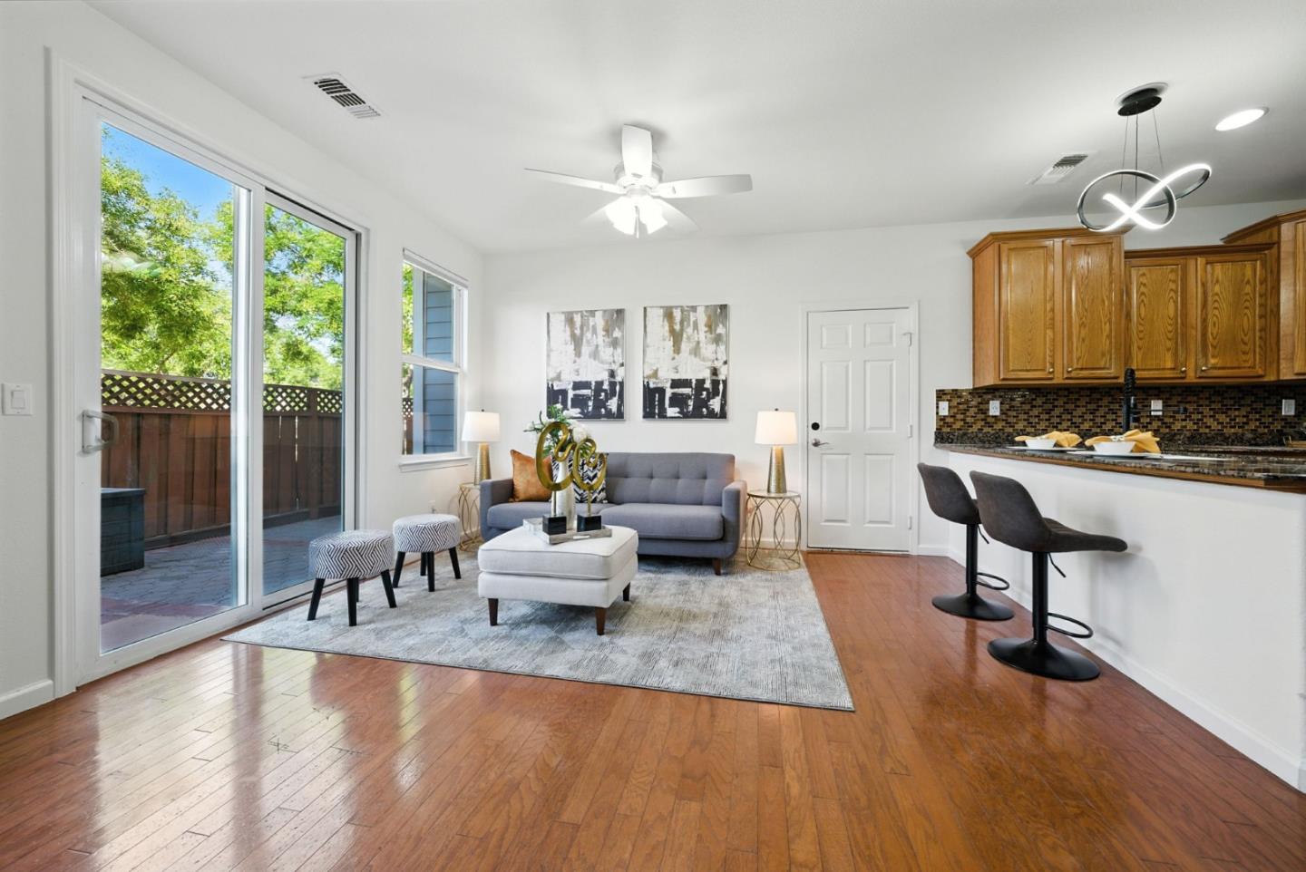 Detail Gallery Image 19 of 68 For 1451 Sunny Ct, San Jose,  CA 95116 - 4 Beds | 2/1 Baths