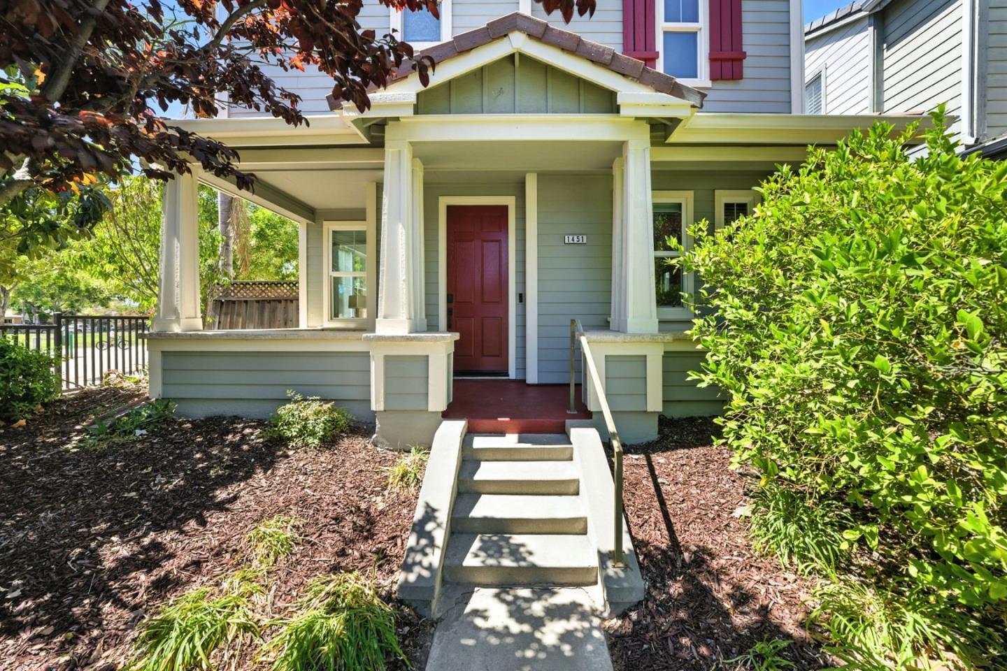 Detail Gallery Image 2 of 68 For 1451 Sunny Ct, San Jose,  CA 95116 - 4 Beds | 2/1 Baths