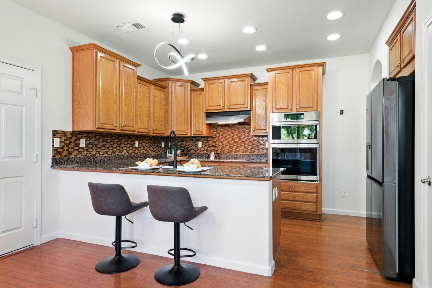 Detail Gallery Image 21 of 68 For 1451 Sunny Ct, San Jose,  CA 95116 - 4 Beds | 2/1 Baths