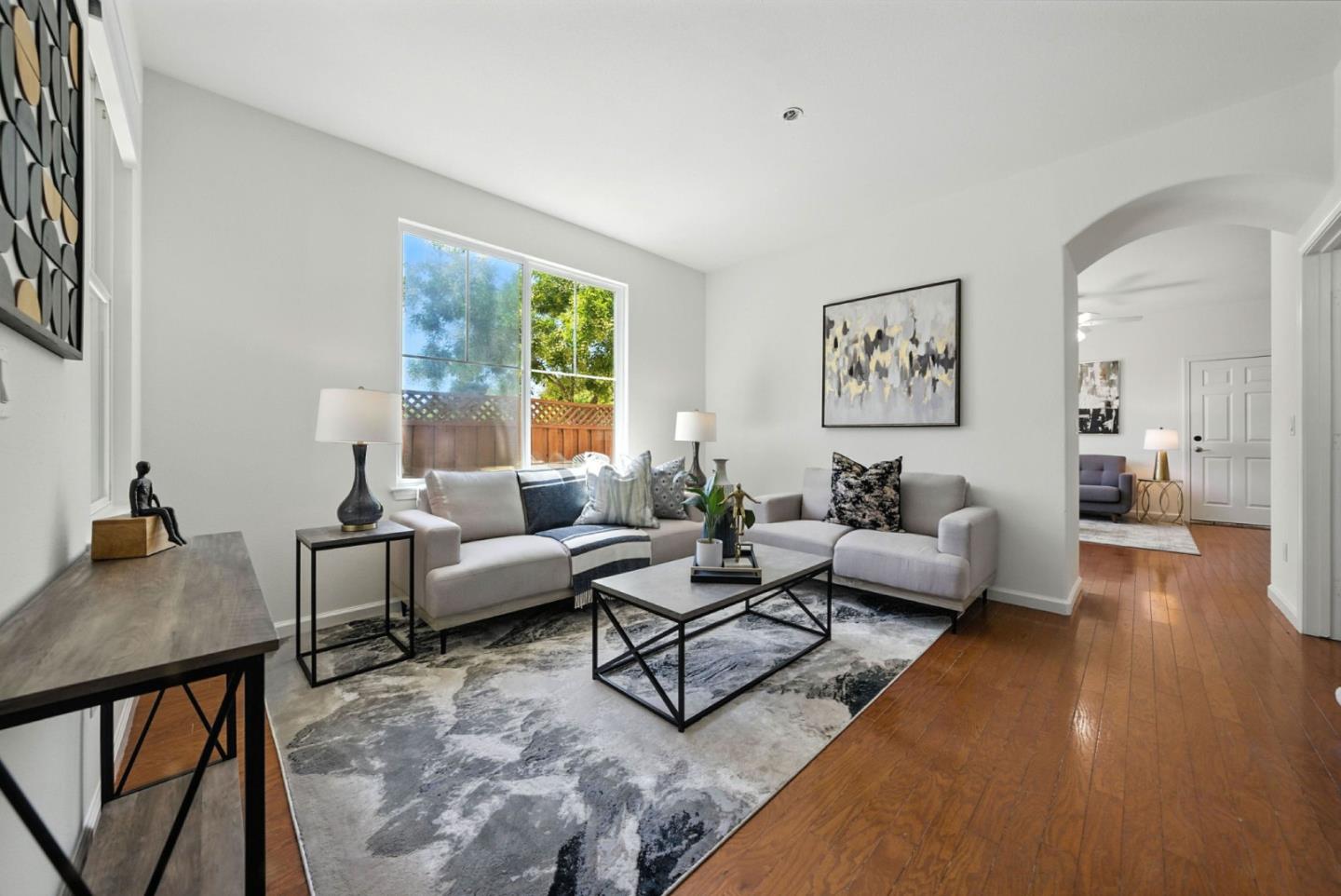 Detail Gallery Image 5 of 68 For 1451 Sunny Ct, San Jose,  CA 95116 - 4 Beds | 2/1 Baths