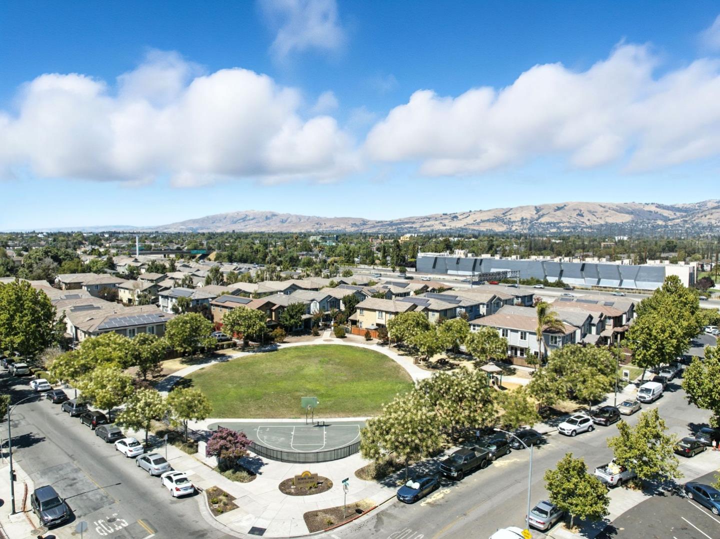 Detail Gallery Image 61 of 68 For 1451 Sunny Ct, San Jose,  CA 95116 - 4 Beds | 2/1 Baths