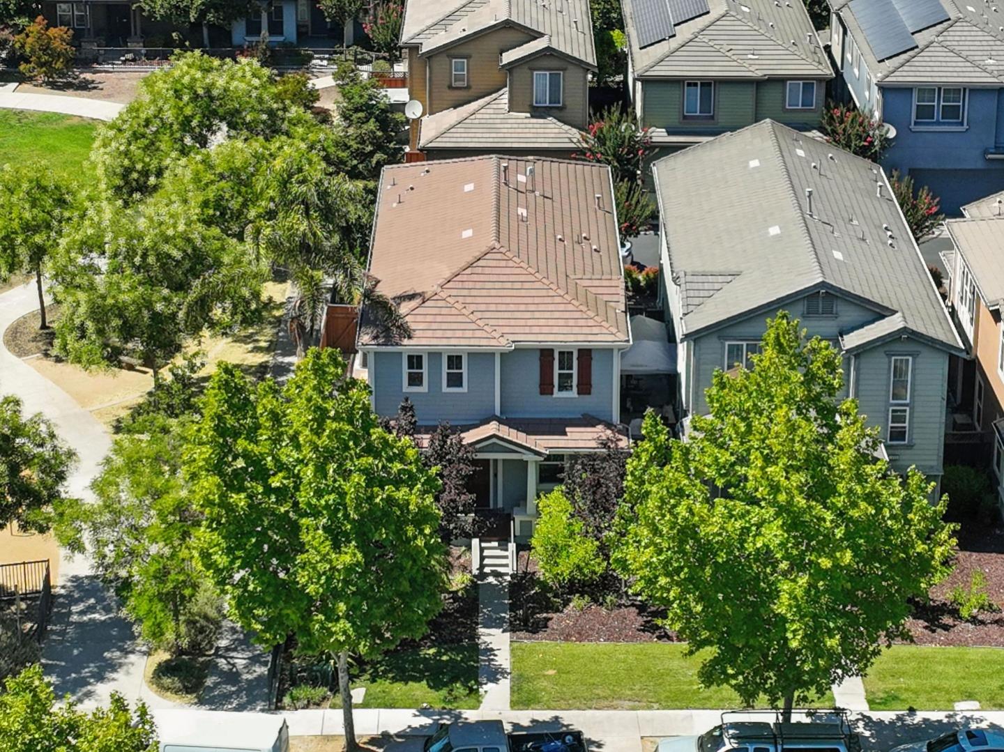 Detail Gallery Image 63 of 68 For 1451 Sunny Ct, San Jose,  CA 95116 - 4 Beds | 2/1 Baths