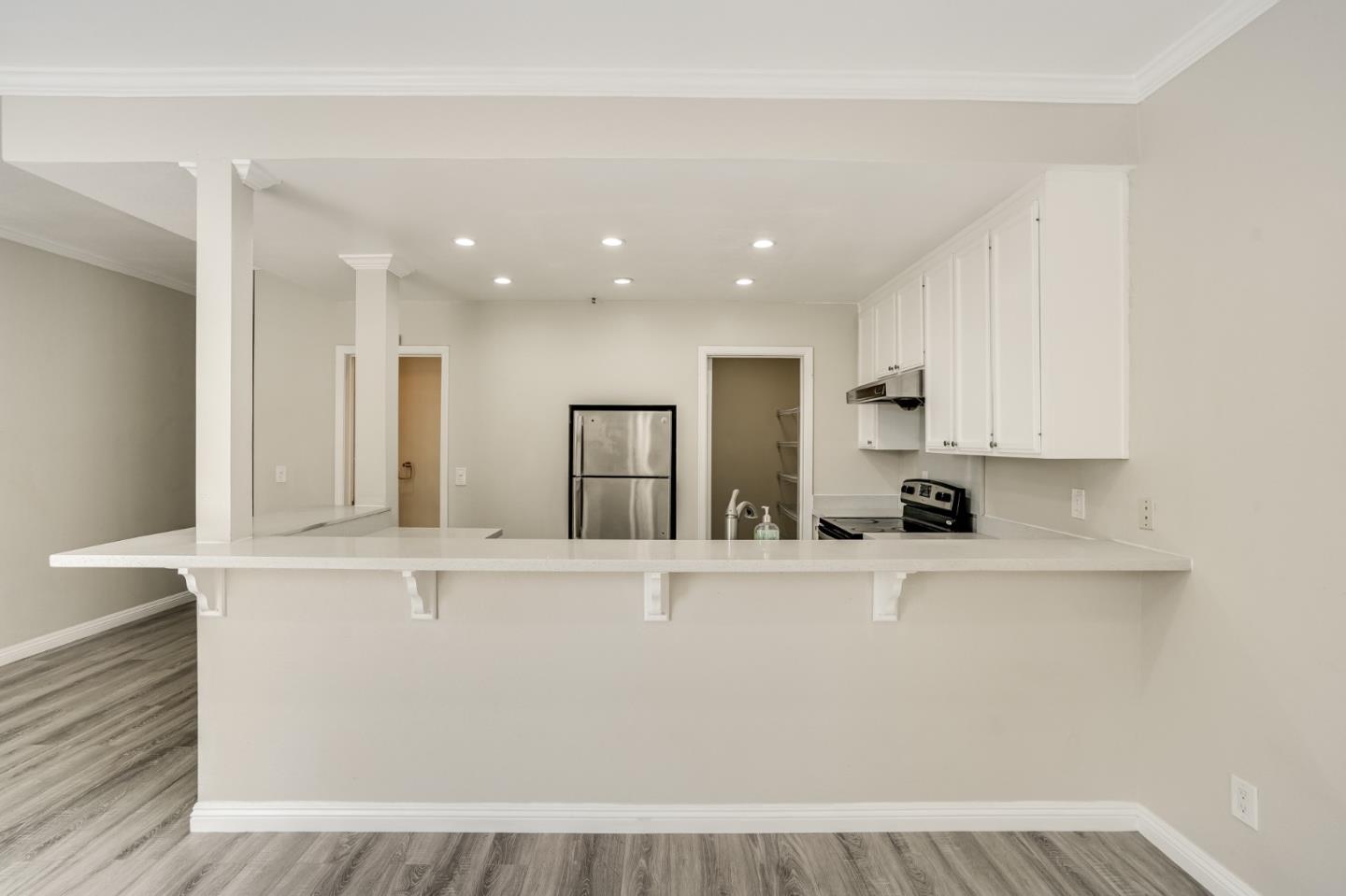 Detail Gallery Image 10 of 45 For 929 E El Camino Real #138,  Sunnyvale,  CA 94087 - 3 Beds | 2/1 Baths