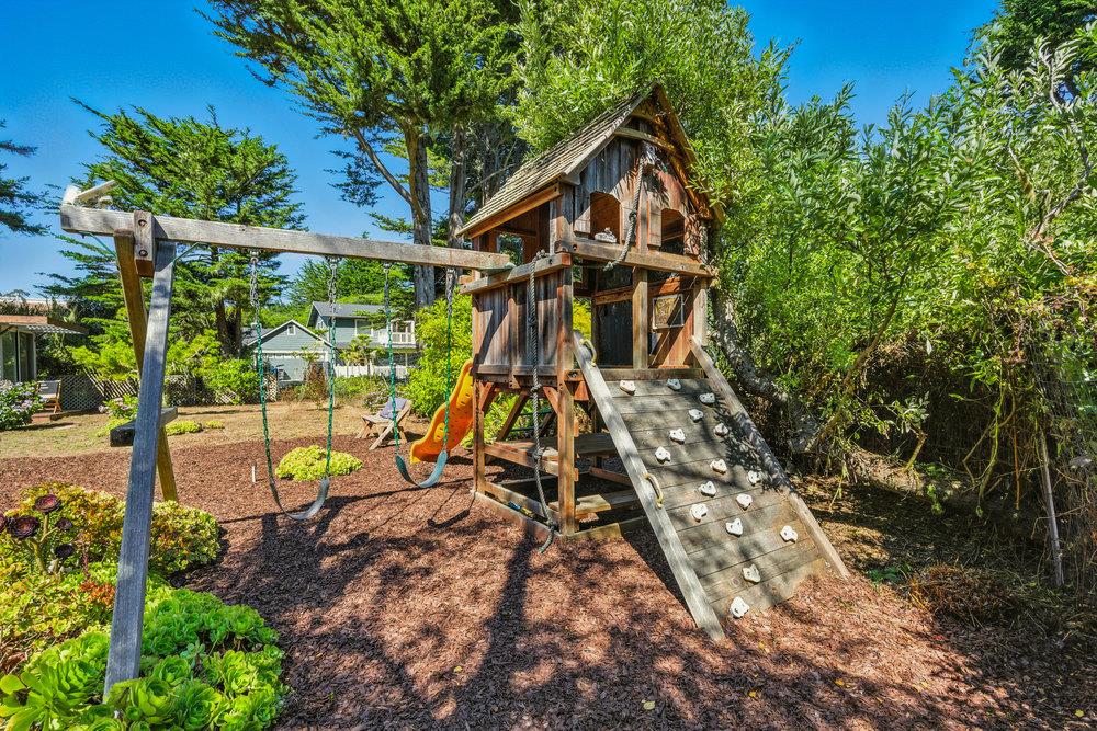 Detail Gallery Image 55 of 82 For 430 Marine Blvd, Moss Beach,  CA 94038 - 3 Beds | 2 Baths