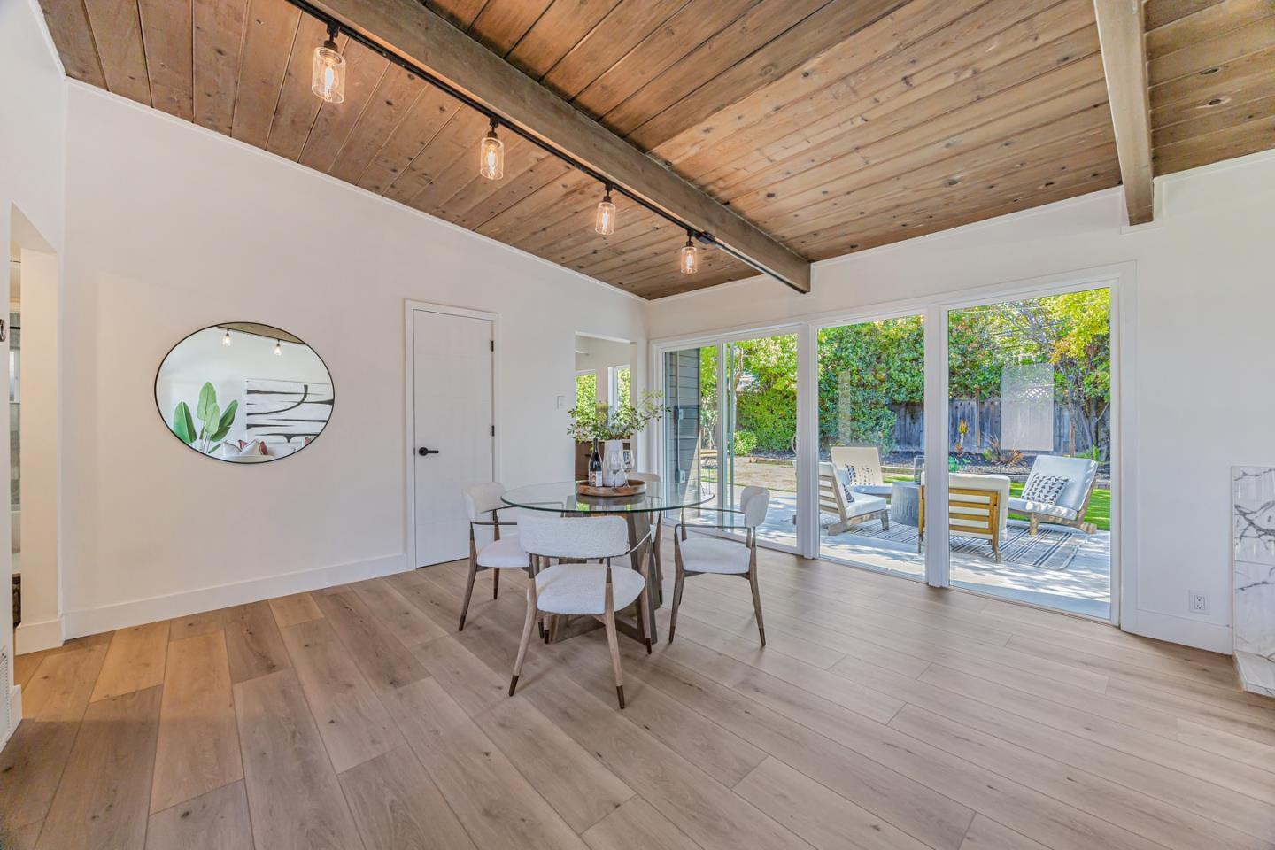 Detail Gallery Image 13 of 30 For 3329 Ramona St, Palo Alto,  CA 94306 - 3 Beds | 1 Baths