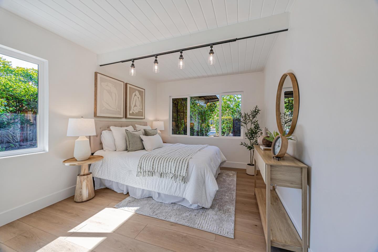 Detail Gallery Image 15 of 30 For 3329 Ramona St, Palo Alto,  CA 94306 - 3 Beds | 1 Baths