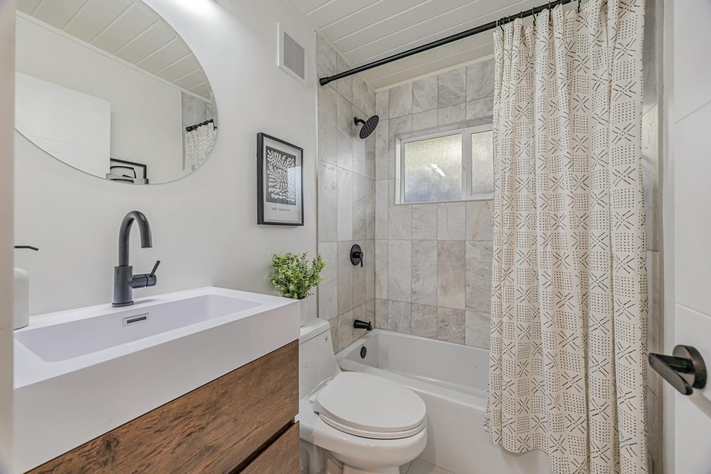 Detail Gallery Image 20 of 30 For 3329 Ramona St, Palo Alto,  CA 94306 - 3 Beds | 1 Baths