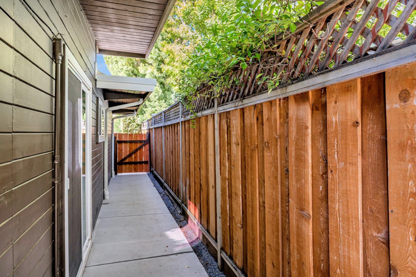 Detail Gallery Image 29 of 30 For 3329 Ramona St, Palo Alto,  CA 94306 - 3 Beds | 1 Baths