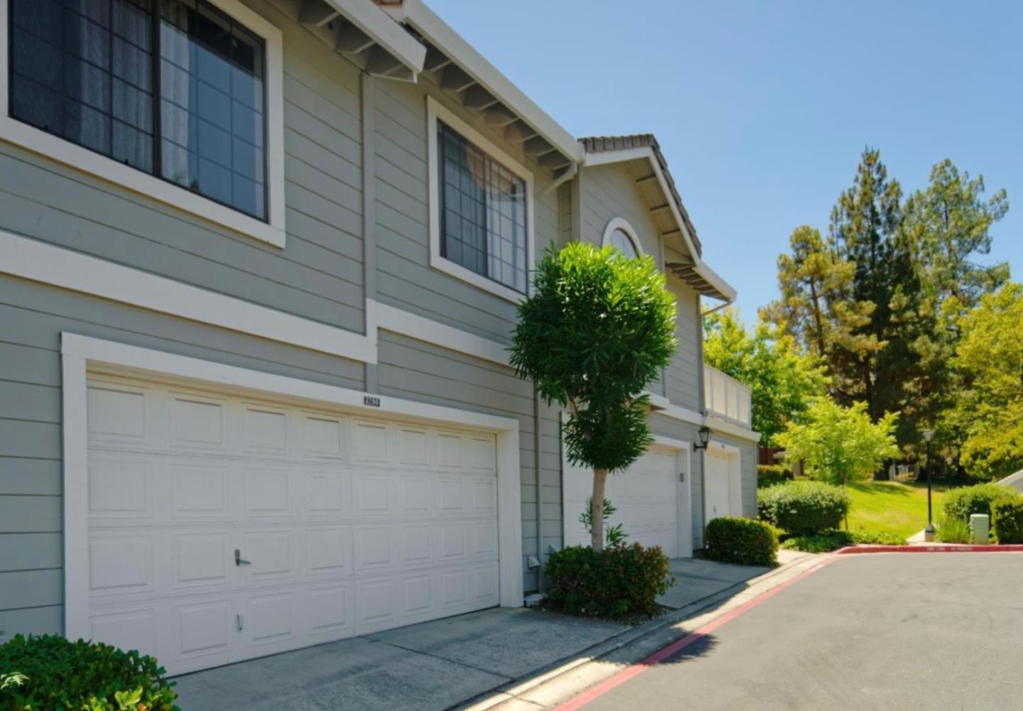 Detail Gallery Image 13 of 16 For 2766 Buena Point Ct, San Jose,  CA 95121 - 2 Beds | 2 Baths