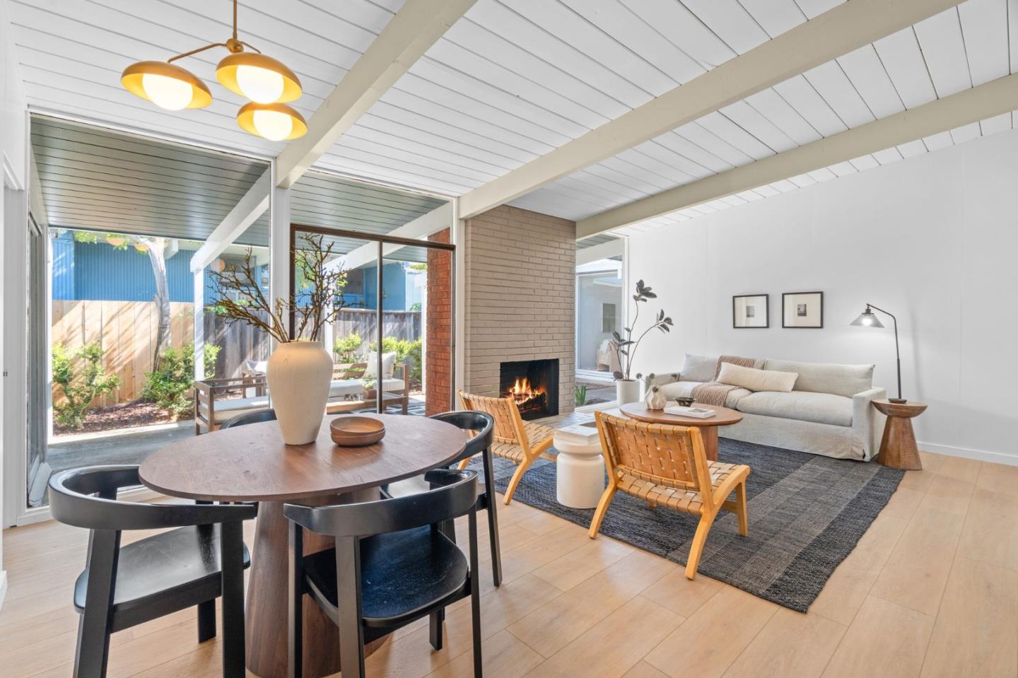 Detail Gallery Image 10 of 35 For 1636 Celeste Dr, San Mateo,  CA 94402 - 4 Beds | 2 Baths