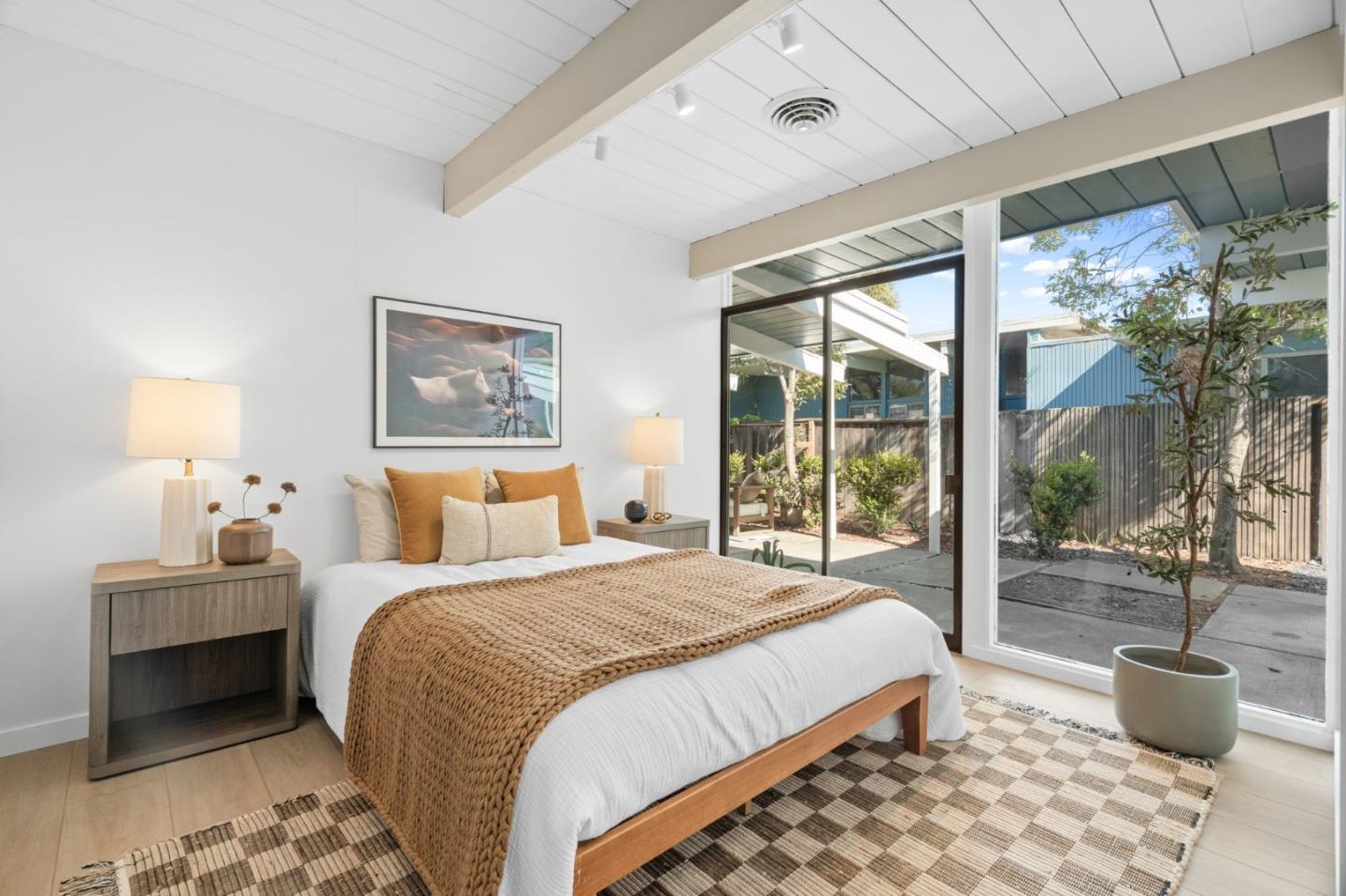 Detail Gallery Image 26 of 35 For 1636 Celeste Dr, San Mateo,  CA 94402 - 4 Beds | 2 Baths