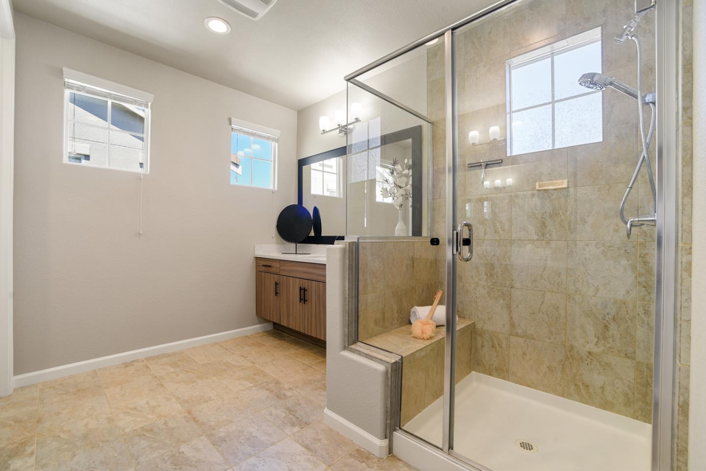 Detail Gallery Image 16 of 24 For 4722 Tina Speciale Dr, San Jose,  CA 95136 - 4 Beds | 2/1 Baths