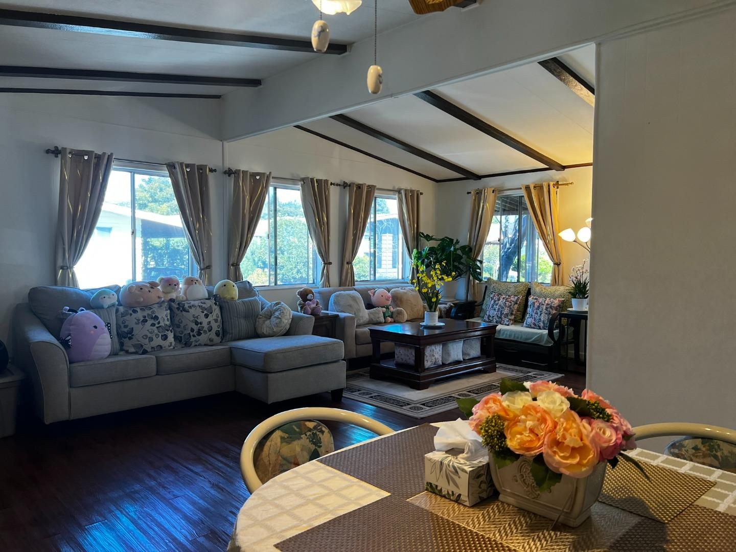 Detail Gallery Image 12 of 89 For 690 Persian Dr #50,  Sunnyvale,  CA 94089 - 2 Beds | 2 Baths