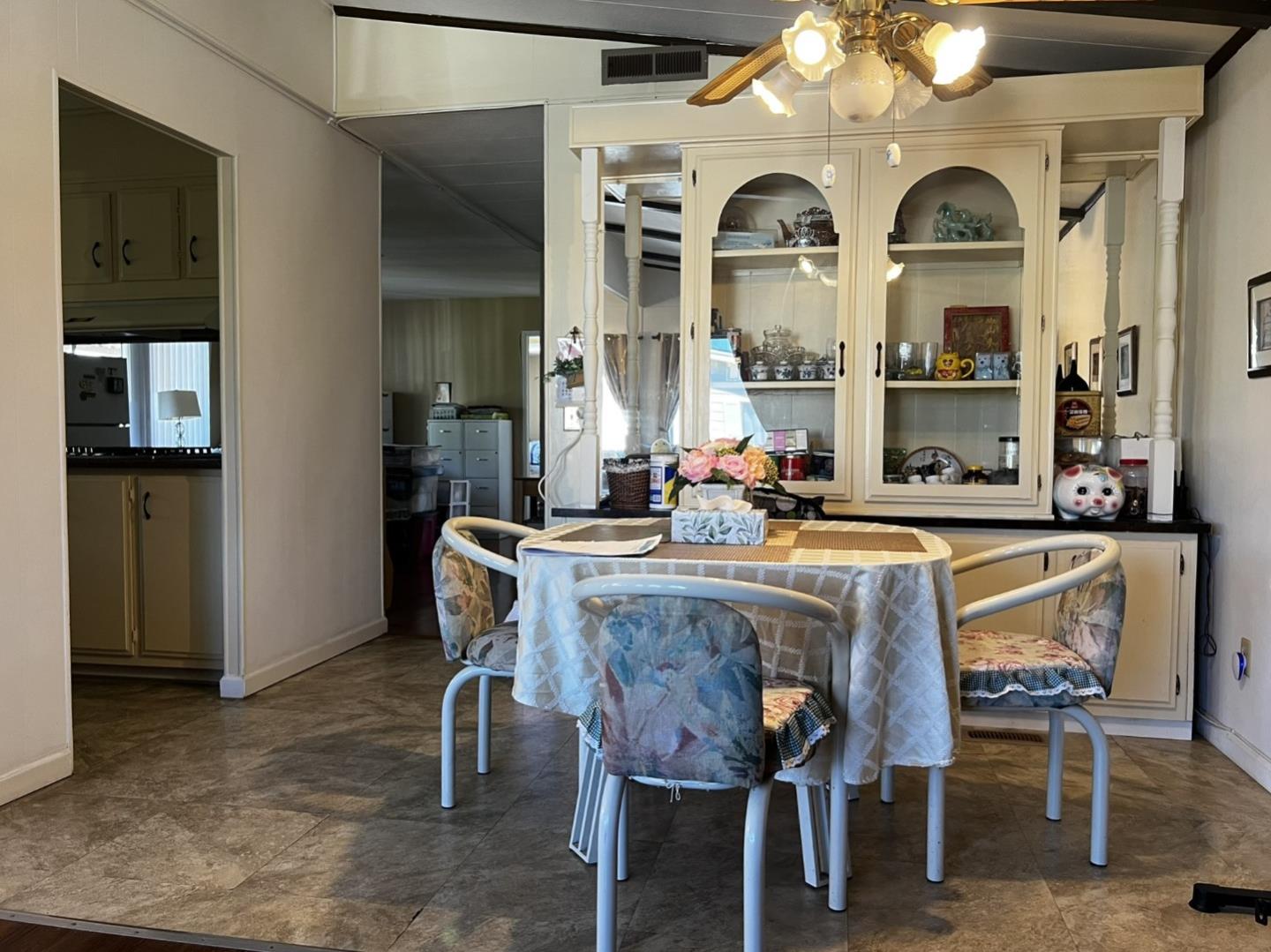 Detail Gallery Image 14 of 89 For 690 Persian Dr #50,  Sunnyvale,  CA 94089 - 2 Beds | 2 Baths