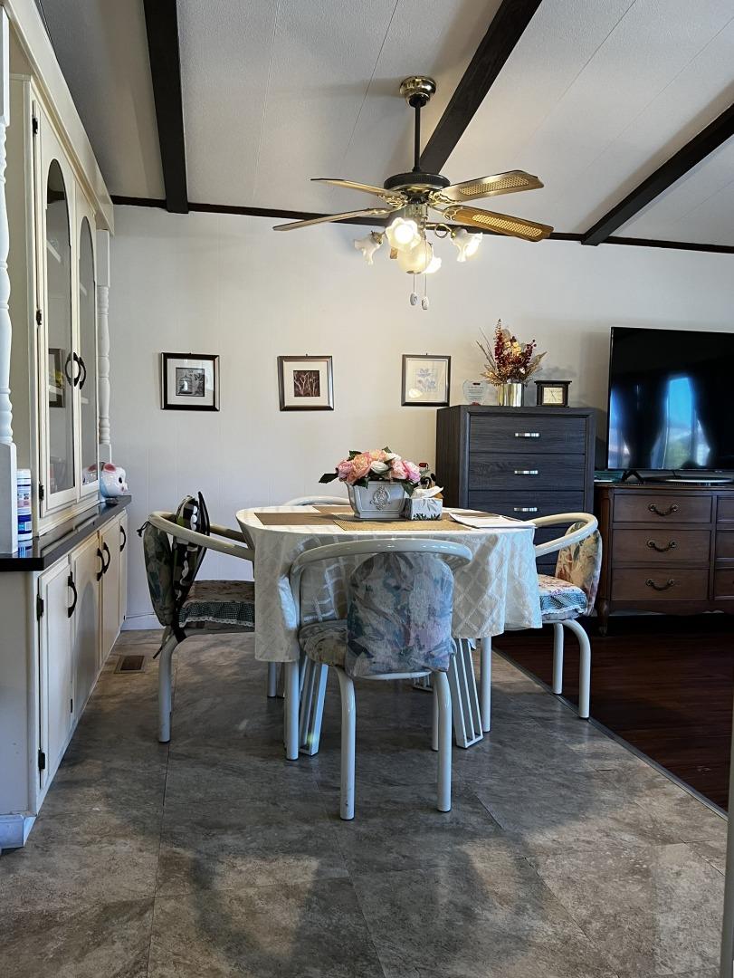 Detail Gallery Image 15 of 89 For 690 Persian Dr #50,  Sunnyvale,  CA 94089 - 2 Beds | 2 Baths