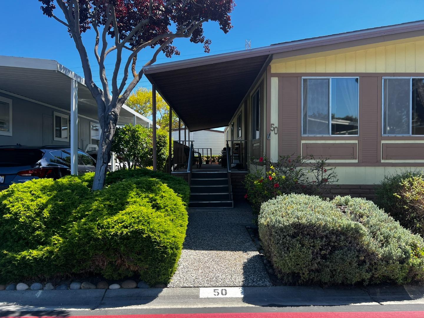 Detail Gallery Image 2 of 89 For 690 Persian Dr #50,  Sunnyvale,  CA 94089 - 2 Beds | 2 Baths
