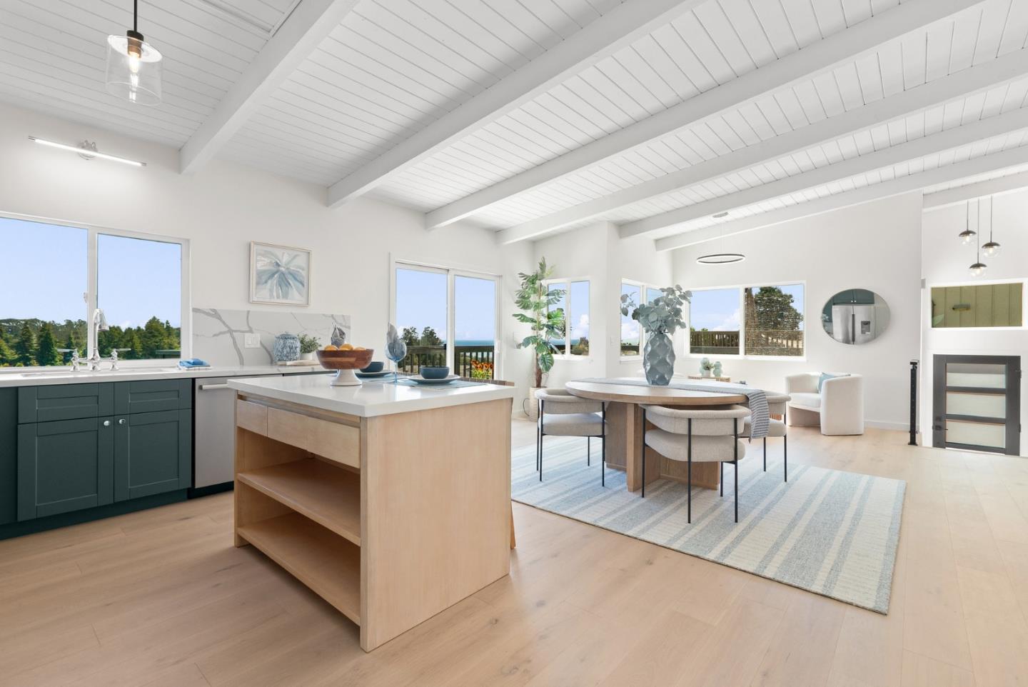 Detail Gallery Image 16 of 97 For 105 Vista Mar Ct, Aptos,  CA 95003 - 3 Beds | 3 Baths