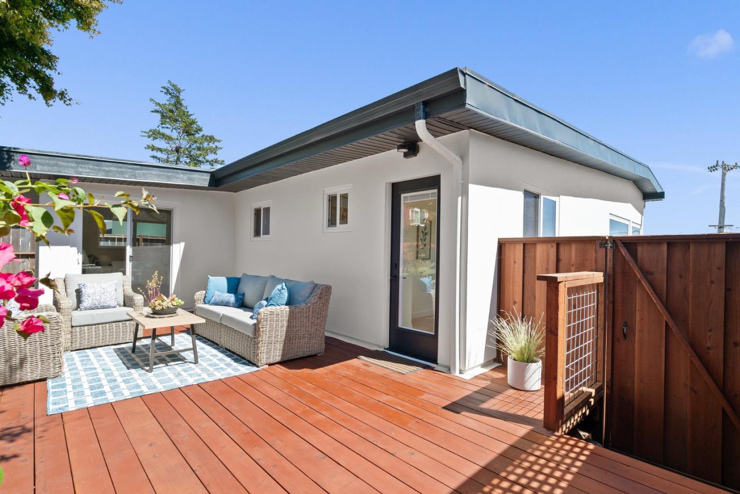 Detail Gallery Image 55 of 97 For 105 Vista Mar Ct, Aptos,  CA 95003 - 3 Beds | 3 Baths