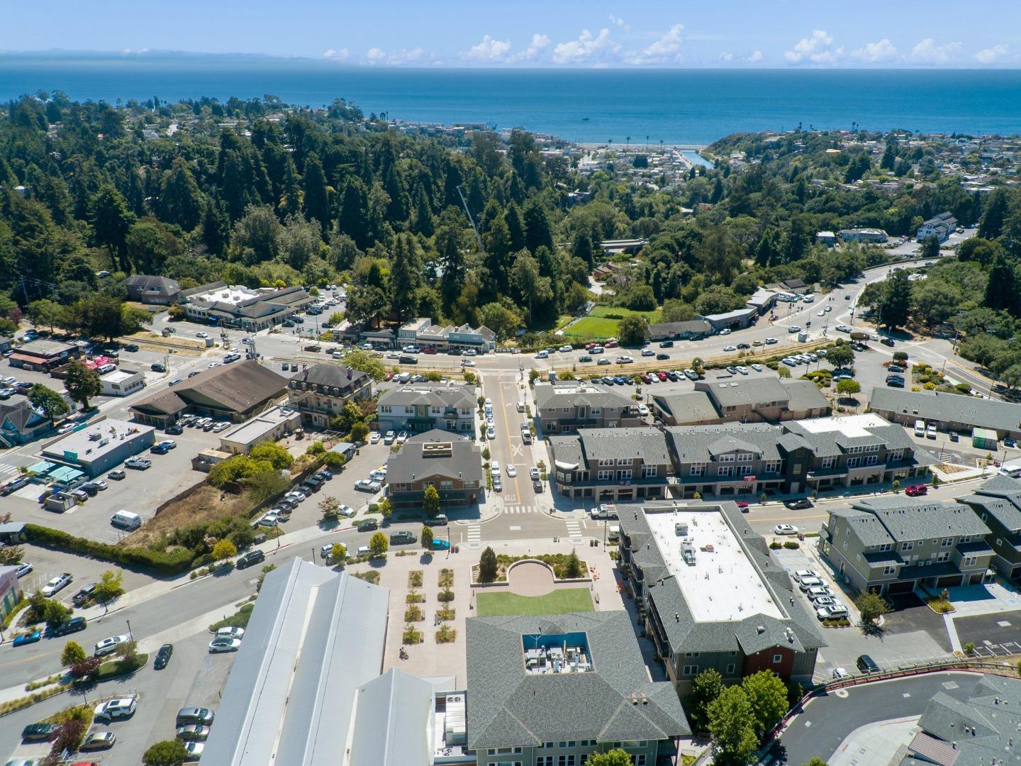 Detail Gallery Image 91 of 97 For 105 Vista Mar Ct, Aptos,  CA 95003 - 3 Beds | 3 Baths