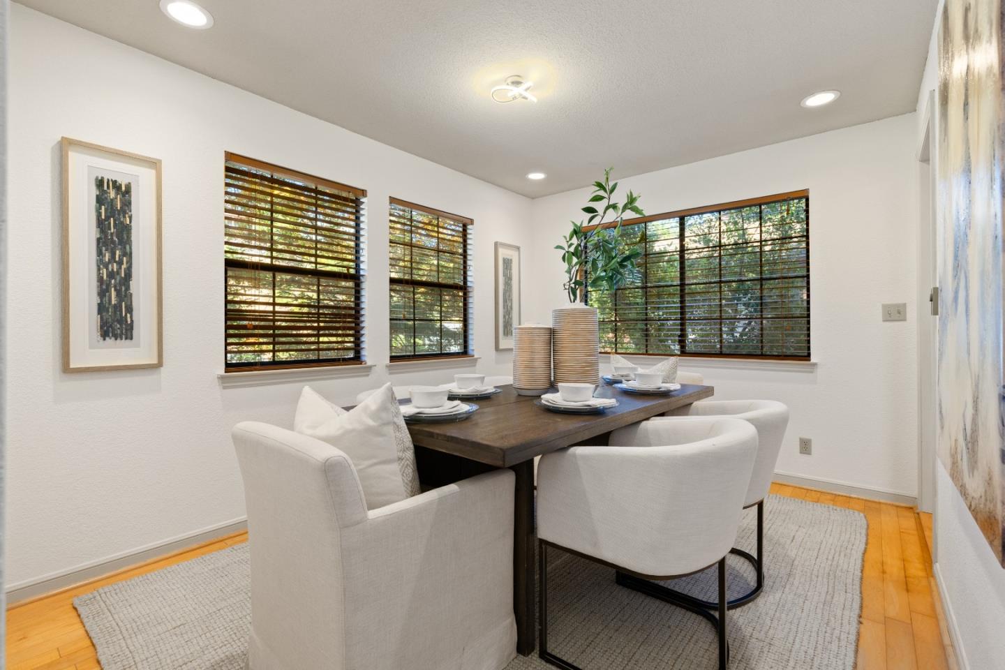 Detail Gallery Image 10 of 54 For 2851 San Juan Blvd, Belmont,  CA 94002 - 3 Beds | 2/1 Baths