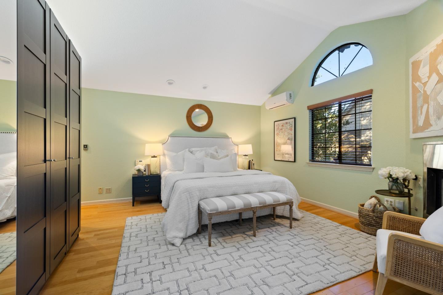 Detail Gallery Image 17 of 54 For 2851 San Juan Blvd, Belmont,  CA 94002 - 3 Beds | 2/1 Baths