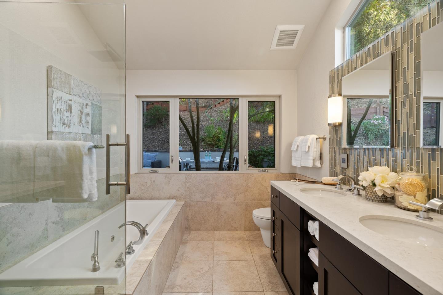 Detail Gallery Image 18 of 54 For 2851 San Juan Blvd, Belmont,  CA 94002 - 3 Beds | 2/1 Baths