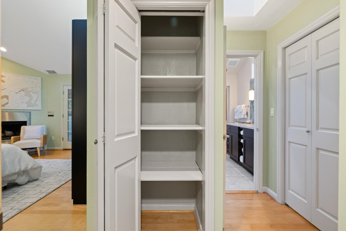 Detail Gallery Image 21 of 54 For 2851 San Juan Blvd, Belmont,  CA 94002 - 3 Beds | 2/1 Baths