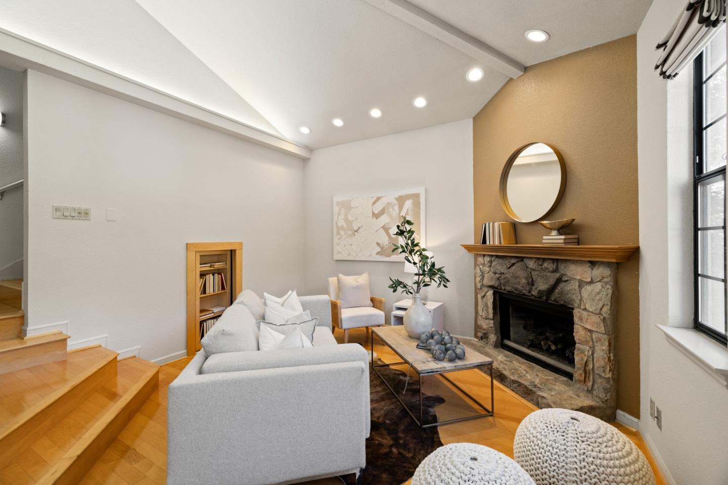 Detail Gallery Image 23 of 54 For 2851 San Juan Blvd, Belmont,  CA 94002 - 3 Beds | 2/1 Baths