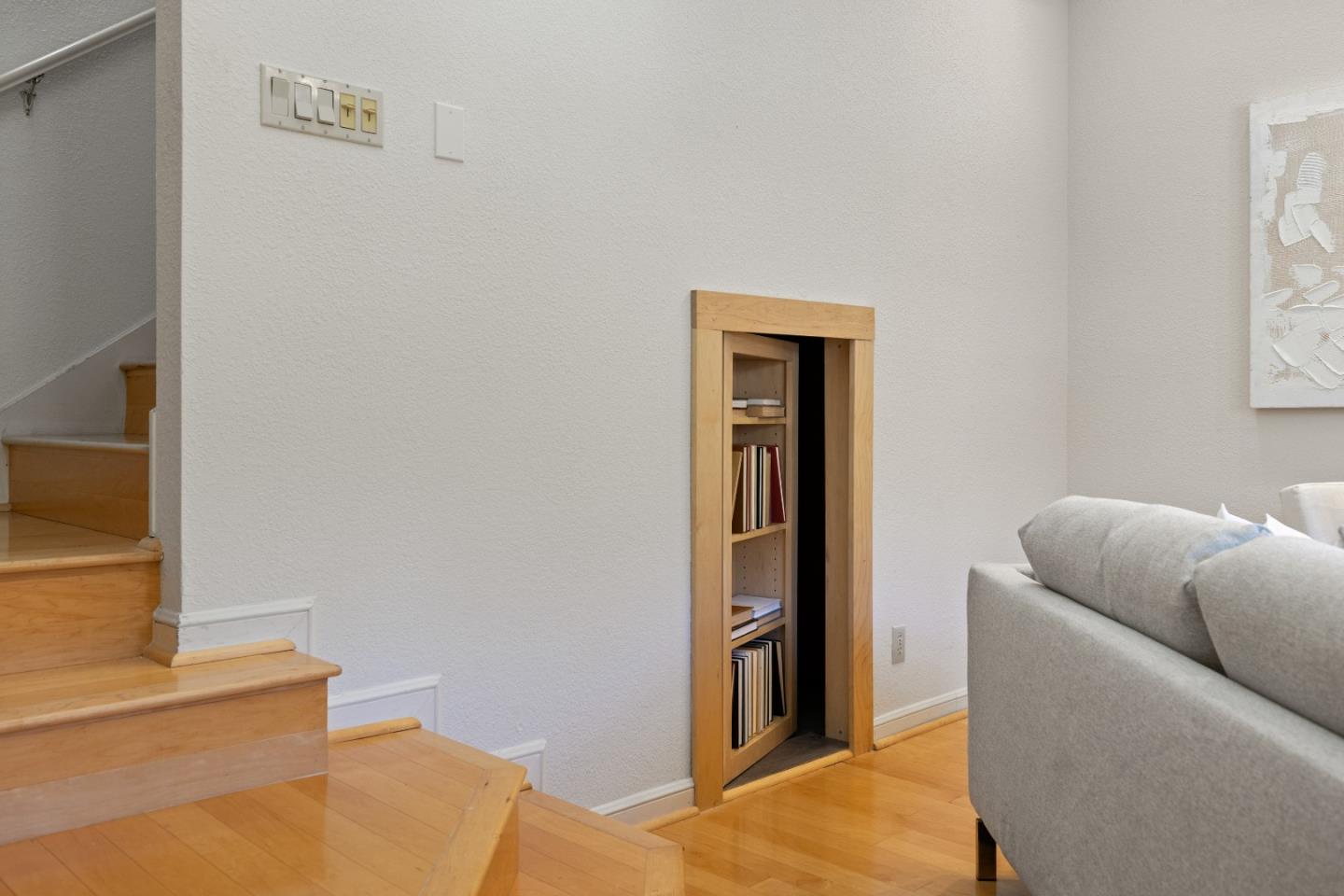 Detail Gallery Image 25 of 54 For 2851 San Juan Blvd, Belmont,  CA 94002 - 3 Beds | 2/1 Baths