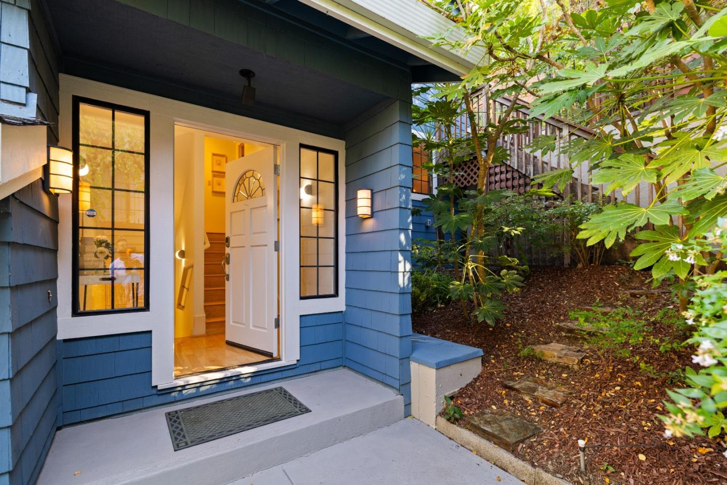 Detail Gallery Image 3 of 54 For 2851 San Juan Blvd, Belmont,  CA 94002 - 3 Beds | 2/1 Baths