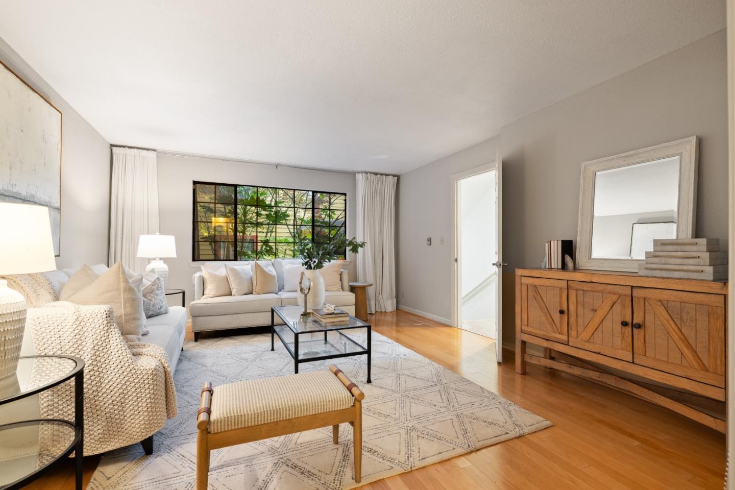 Detail Gallery Image 7 of 54 For 2851 San Juan Blvd, Belmont,  CA 94002 - 3 Beds | 2/1 Baths