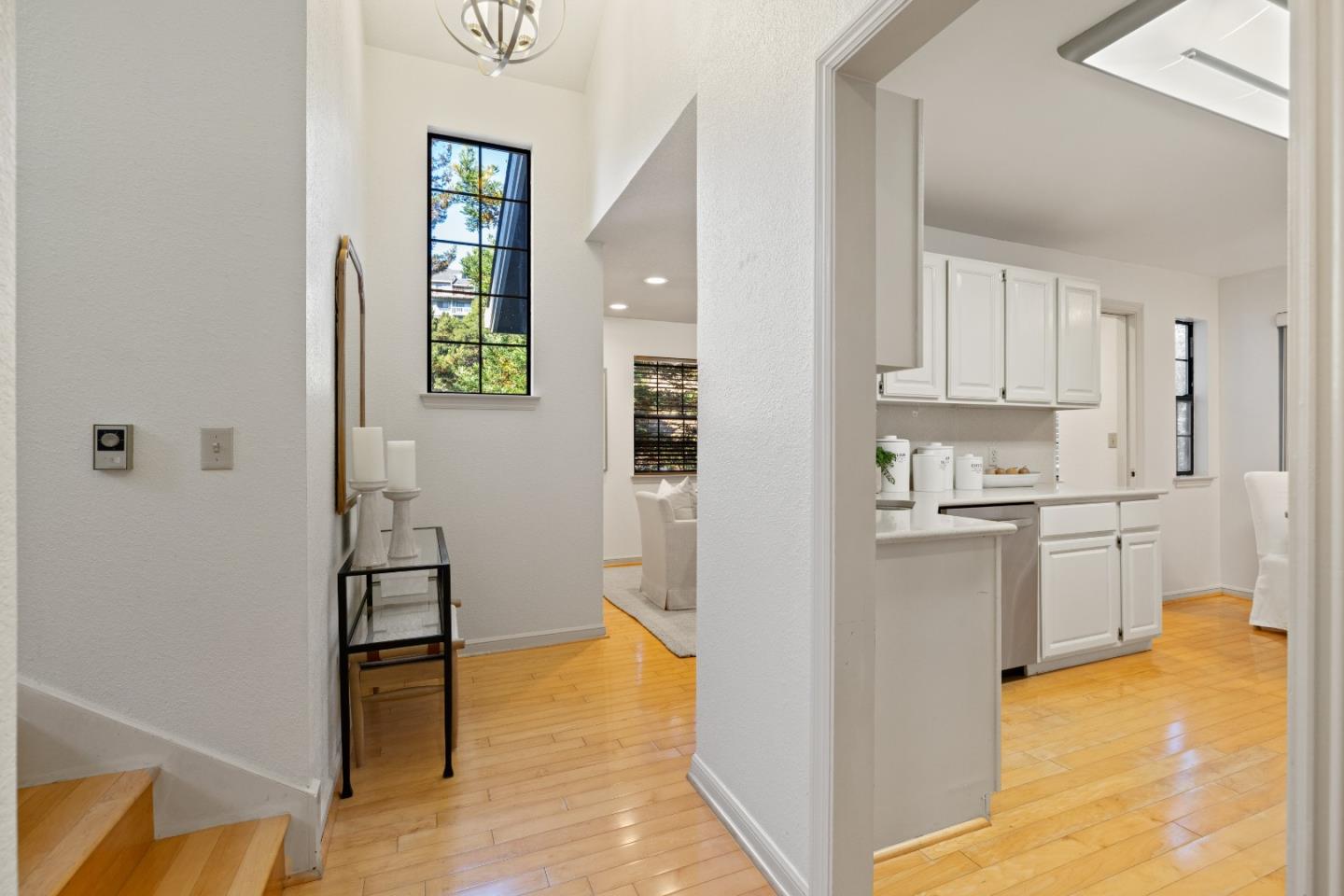 Detail Gallery Image 9 of 54 For 2851 San Juan Blvd, Belmont,  CA 94002 - 3 Beds | 2/1 Baths