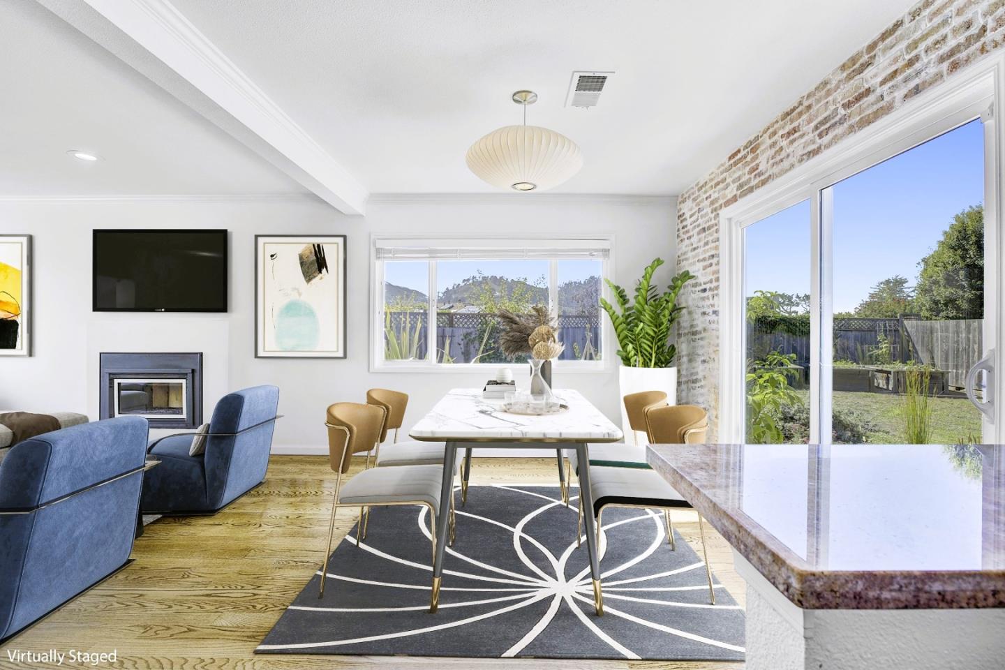 Detail Gallery Image 10 of 47 For 1043 Aragon Ct, Pacifica,  CA 94044 - 3 Beds | 2 Baths